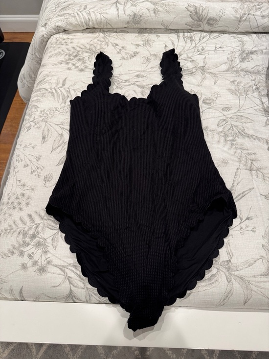 aerie Other - aerie Black Scallop One-Piece Swimsuit